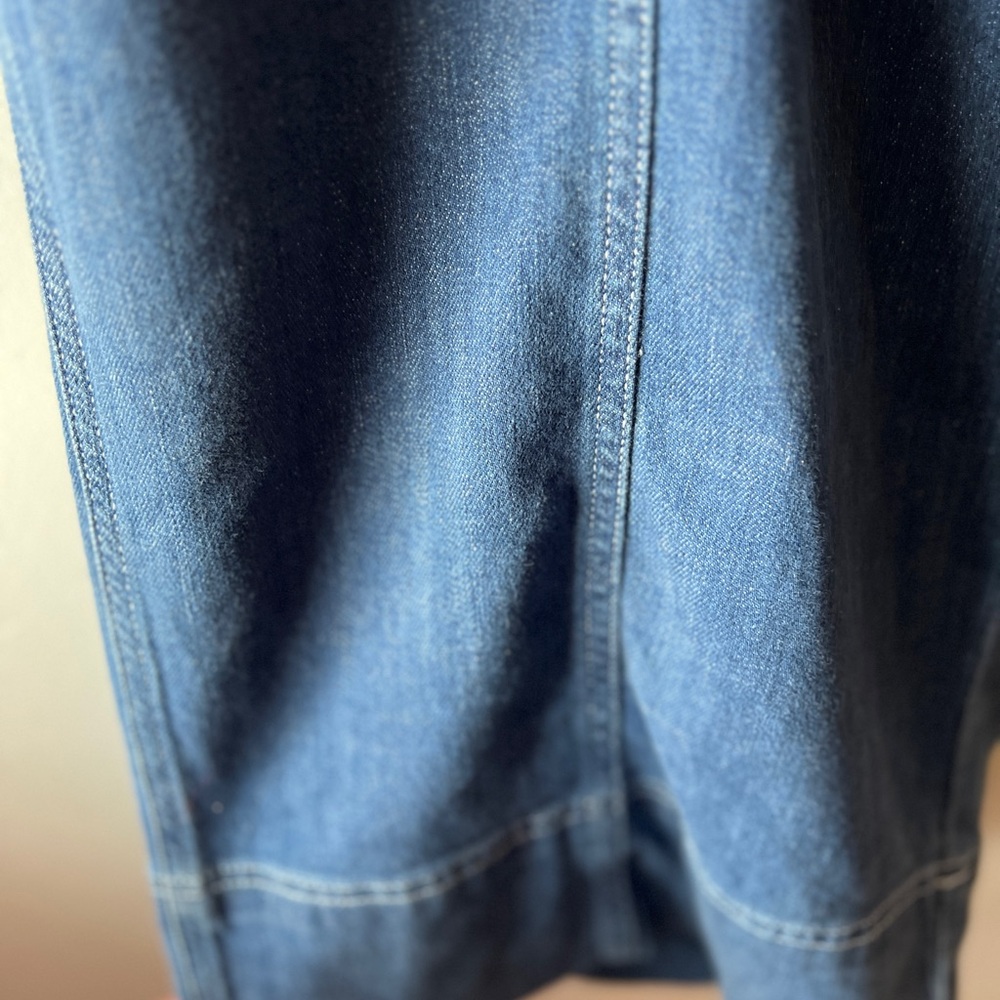 PILCRO Seamed High-Rise Flare Jeans NWT 26 W - Picture 4 of 7